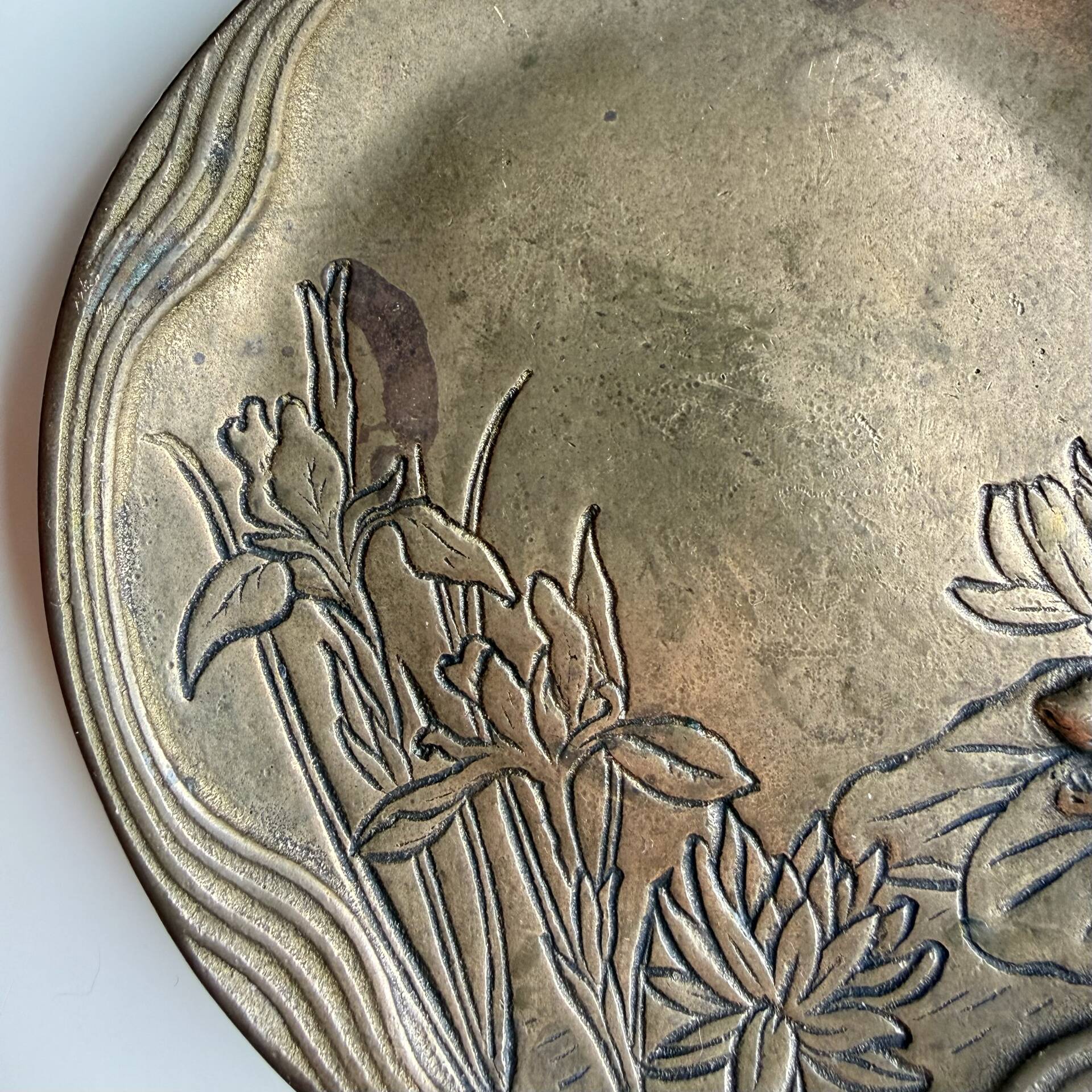 Vintage Austrian brass plate, frog on lily pad, Art Nouveau, Jugendstil ring.
