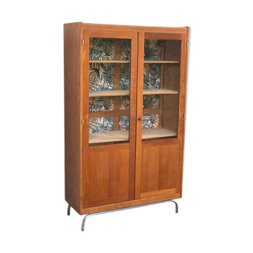 Glass cabinet from a primary school, 1950.