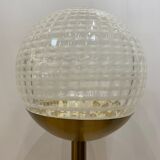 Globe lamppost