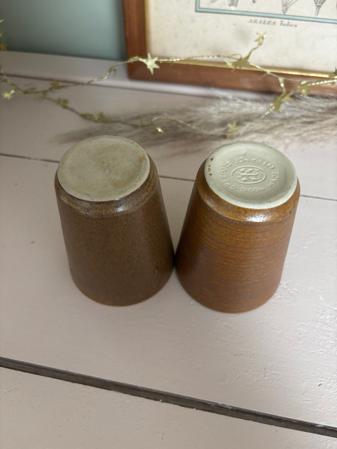 Set of 4 cup glasses in Digoin stoneware and others.