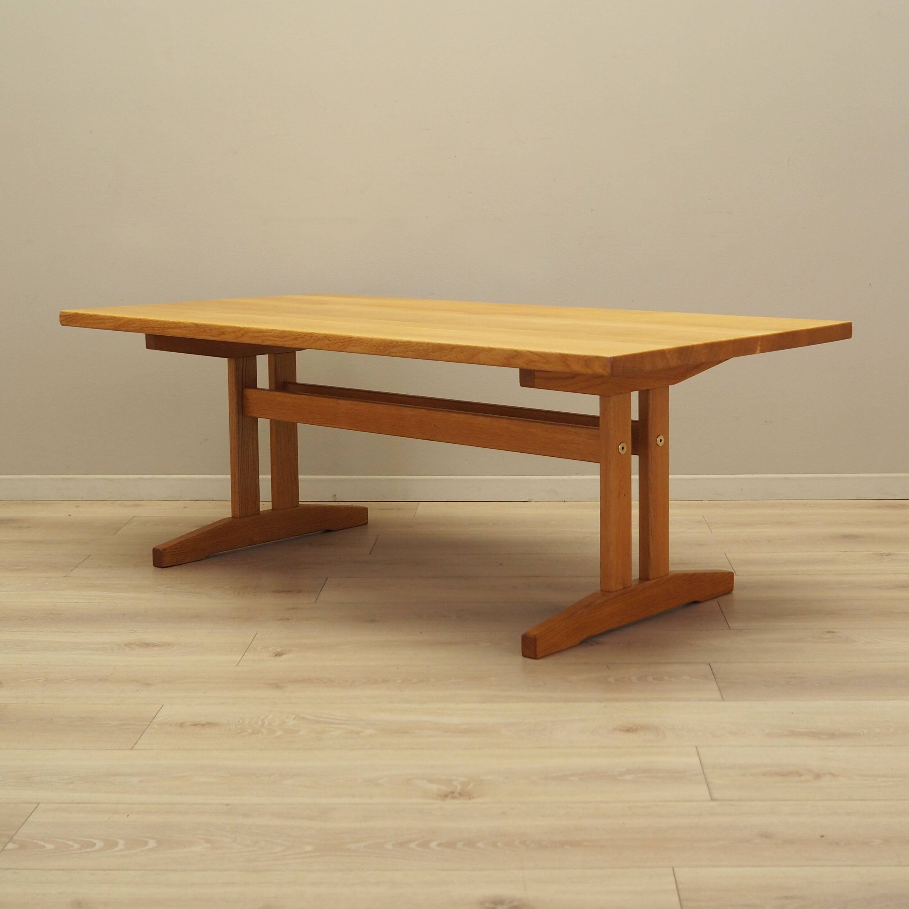 Ash coffee table, Danish design, 1970s, production: Denmark
