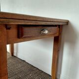 Old farmhouse table from the 50s with 1 drawer.