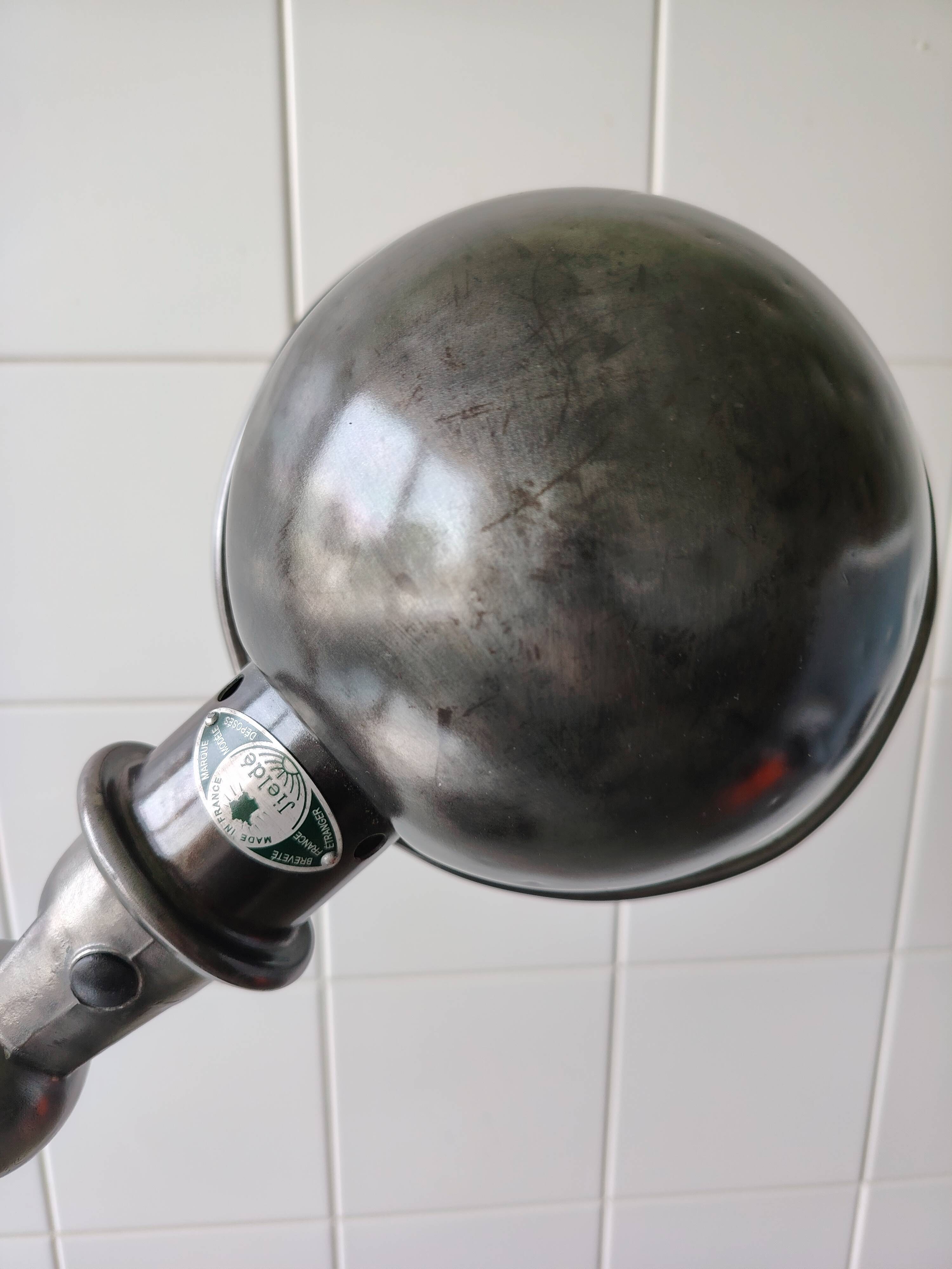 Jielde industrial lamp with 4 arms