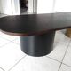 Oval coffee table with cylinder legs