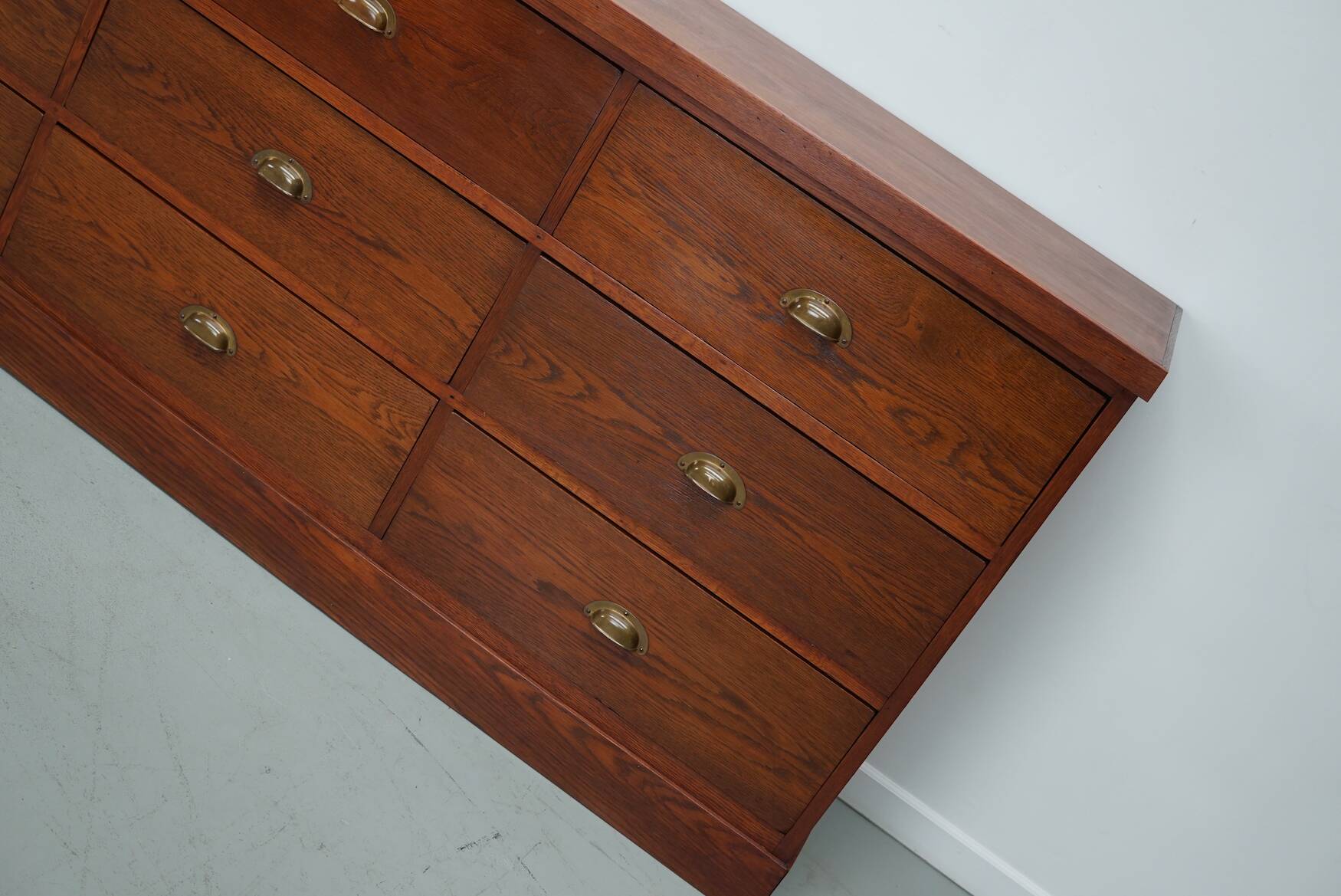 Large Vintage Dutch Oak Art Deco Shop Cabinet / Sideboard, 1930s