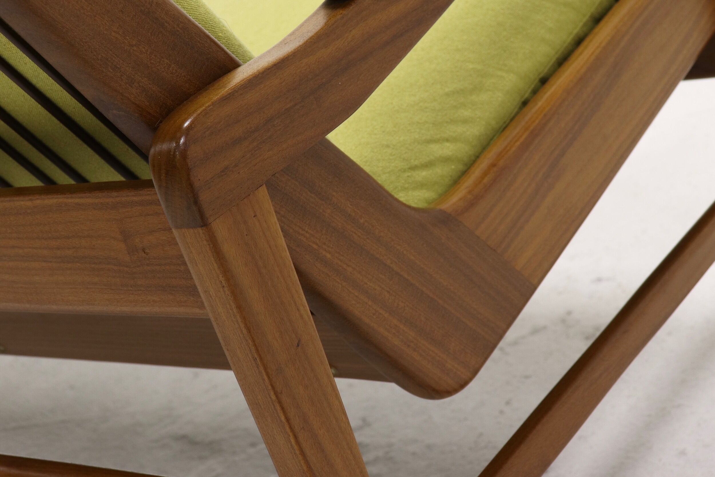Sculptural teak sofa by Ster Gelderland 1960