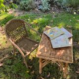 Small children's chair in beige scoubidou.