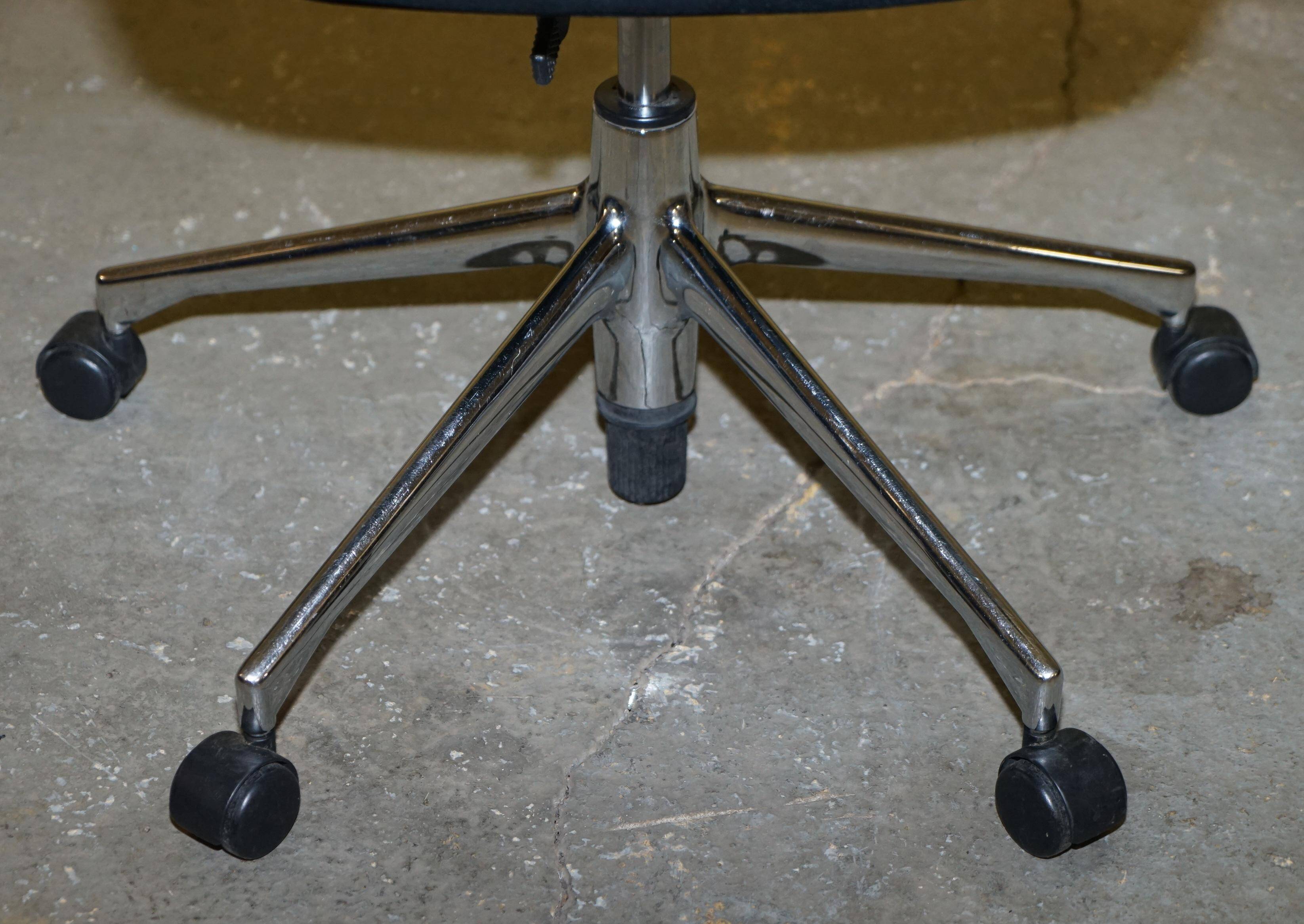 Vitra ergonomic office chair