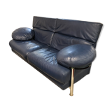 Paolo Piva's Italian leather sofa with rotating round glass shelves, 1980