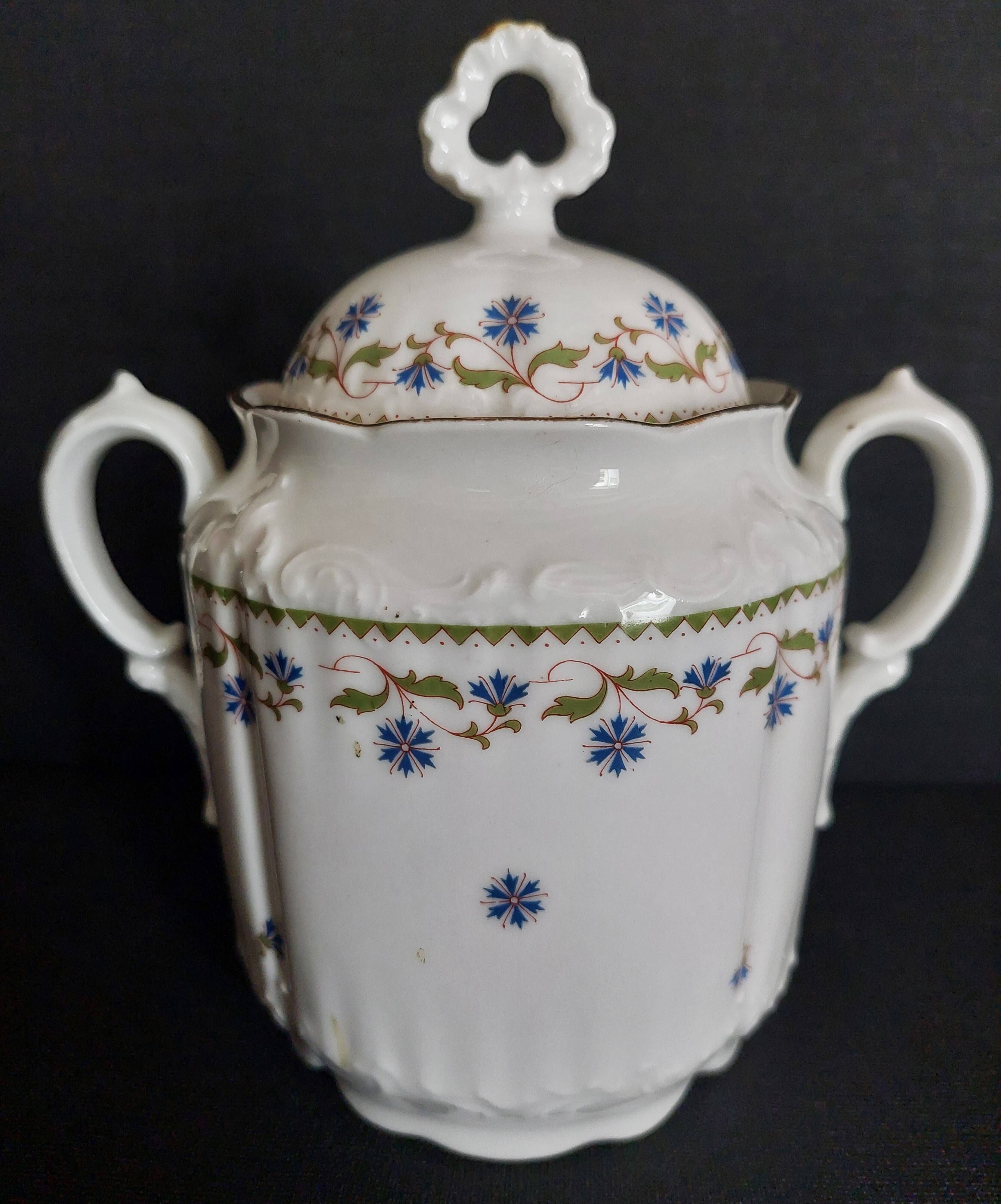 Sugar bowl decorated with cornflowers Limoges first half of the 20th century