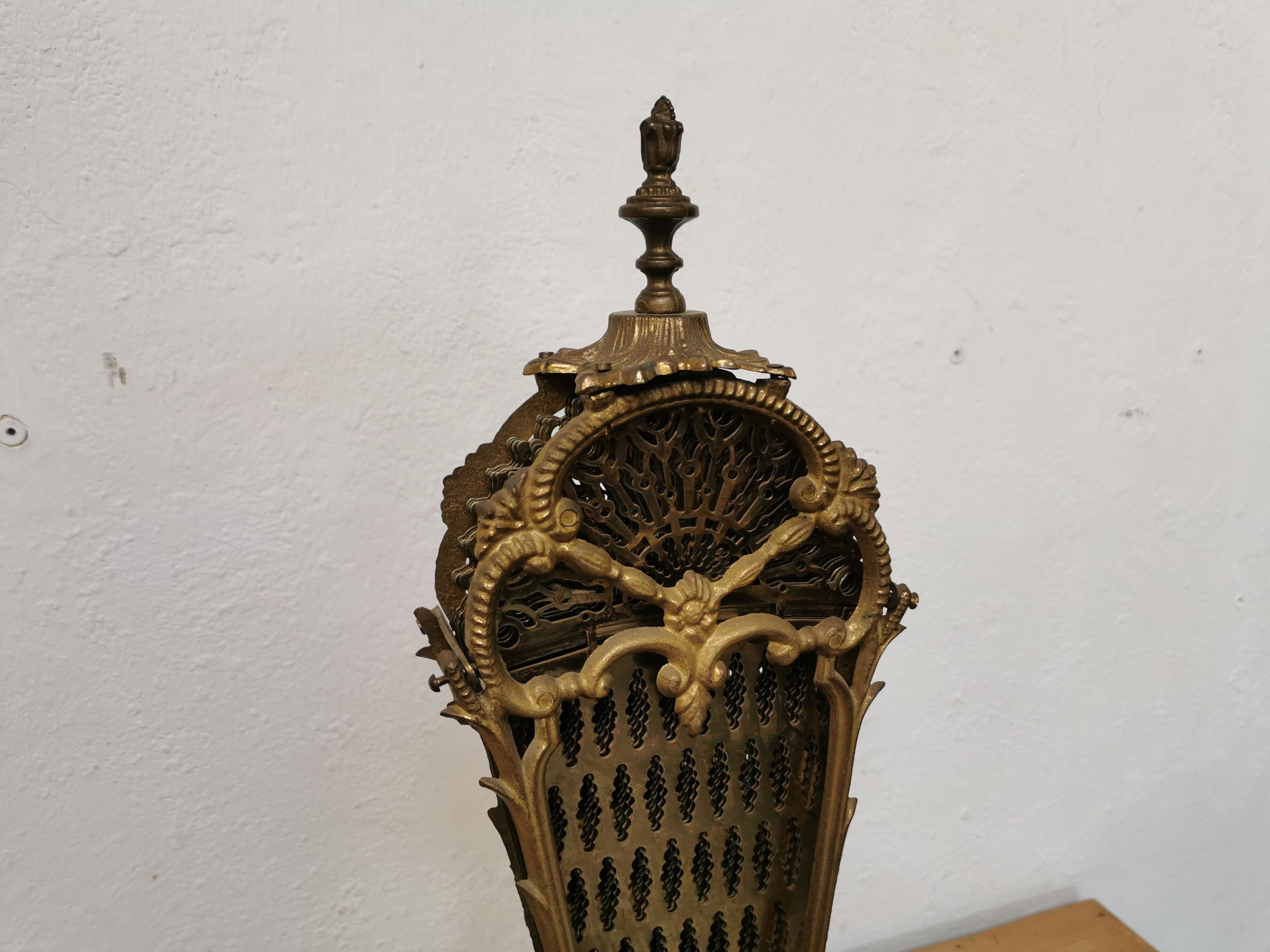 Fire firewall fan peacock bronze