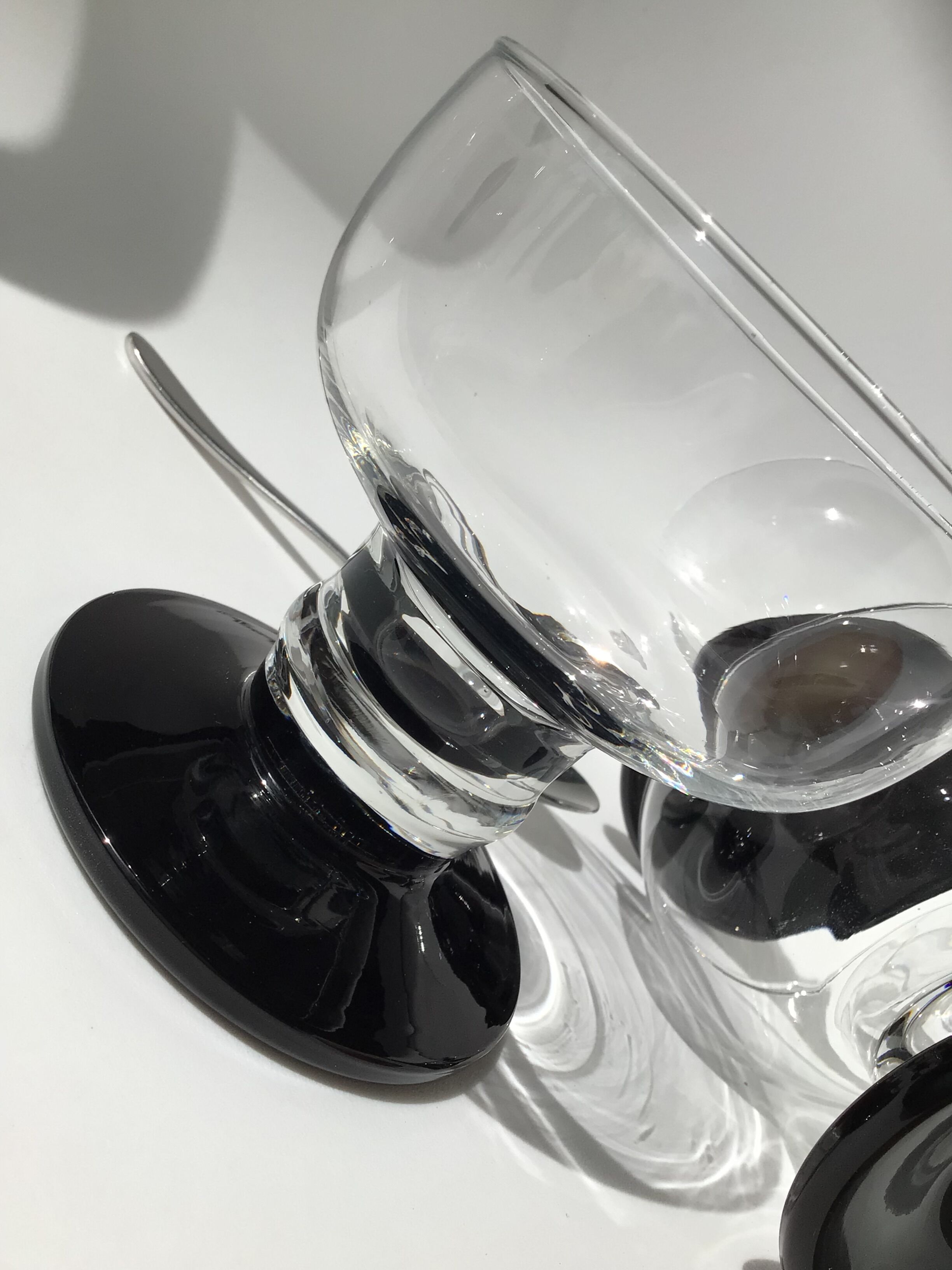 4 ice black standing cups or fruit salad