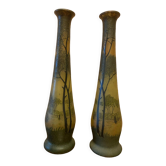 Pair de vases en verre givré, scène lacustre