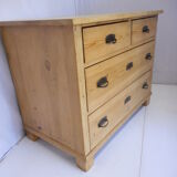 Pine dresser