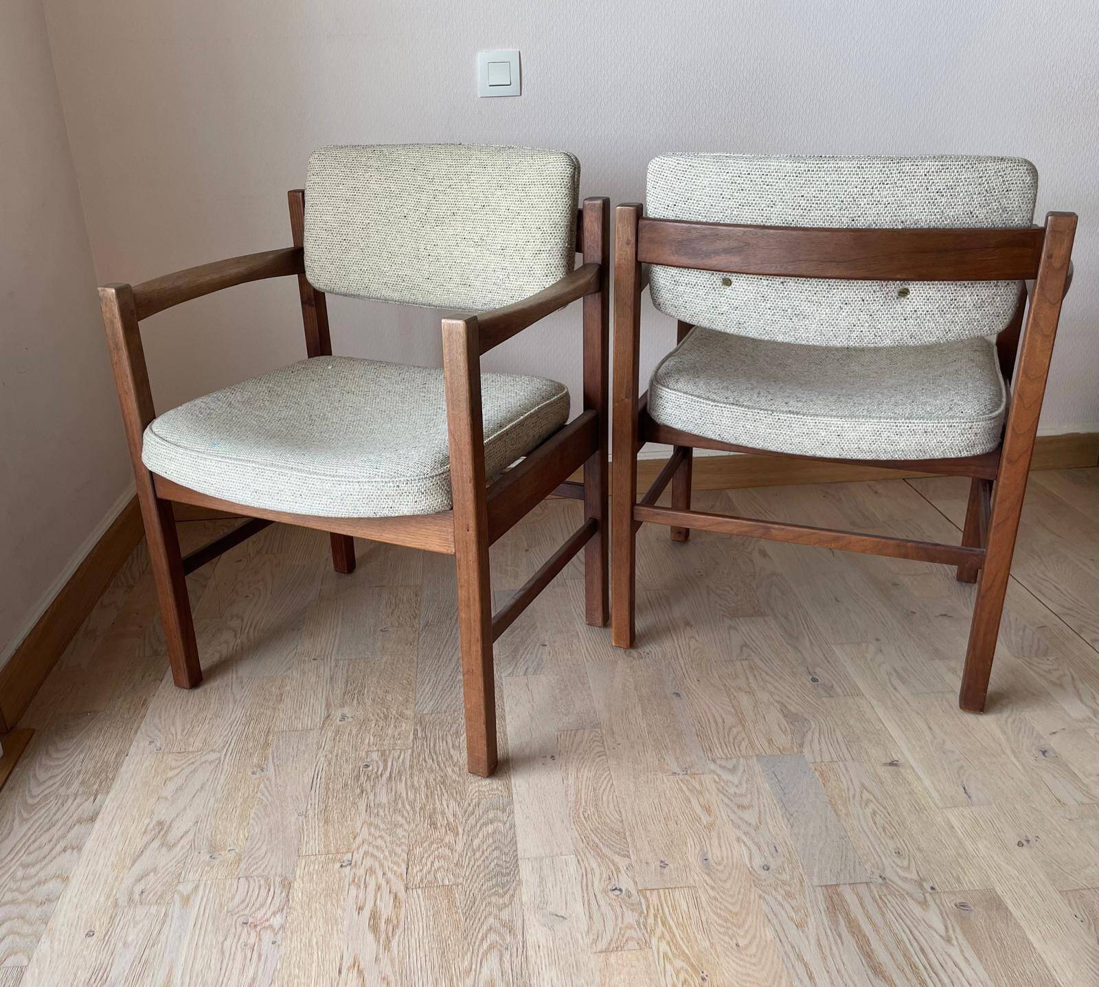 Set of 2 Jens Risom armchairs