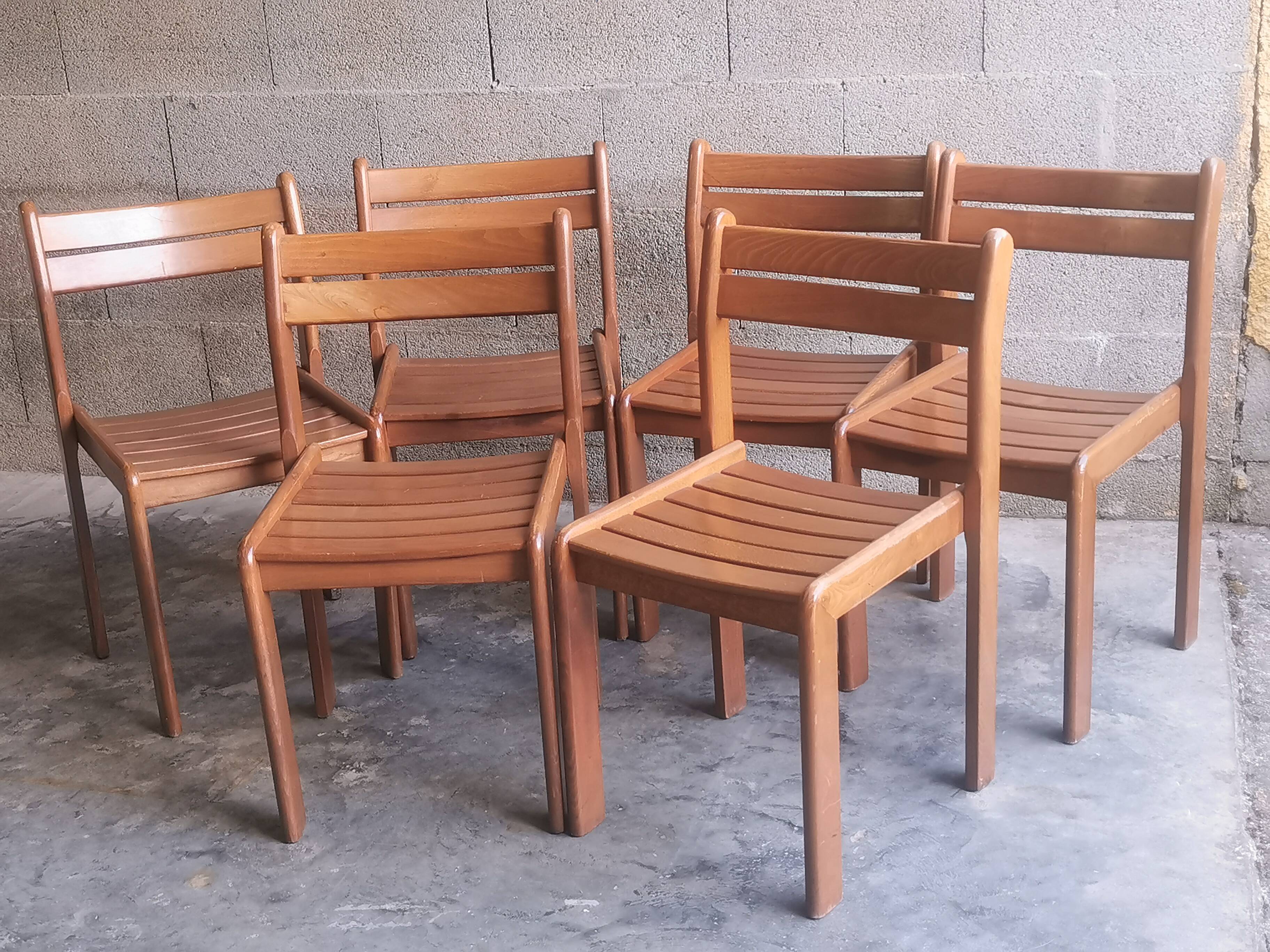 Set of 6 vintage wooden chairs