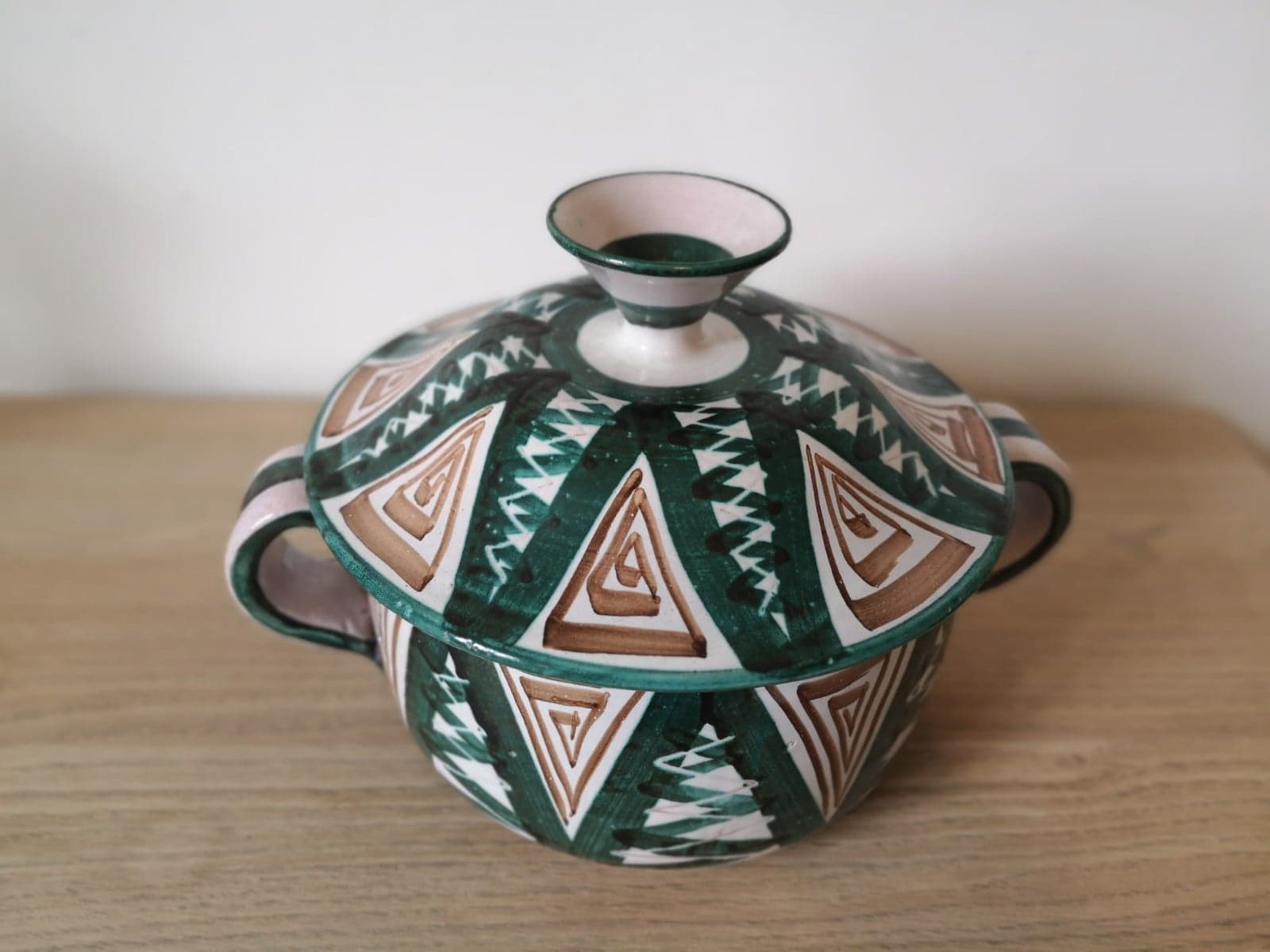 Soup tureen VallaurisRobert Picault (1919-2000)