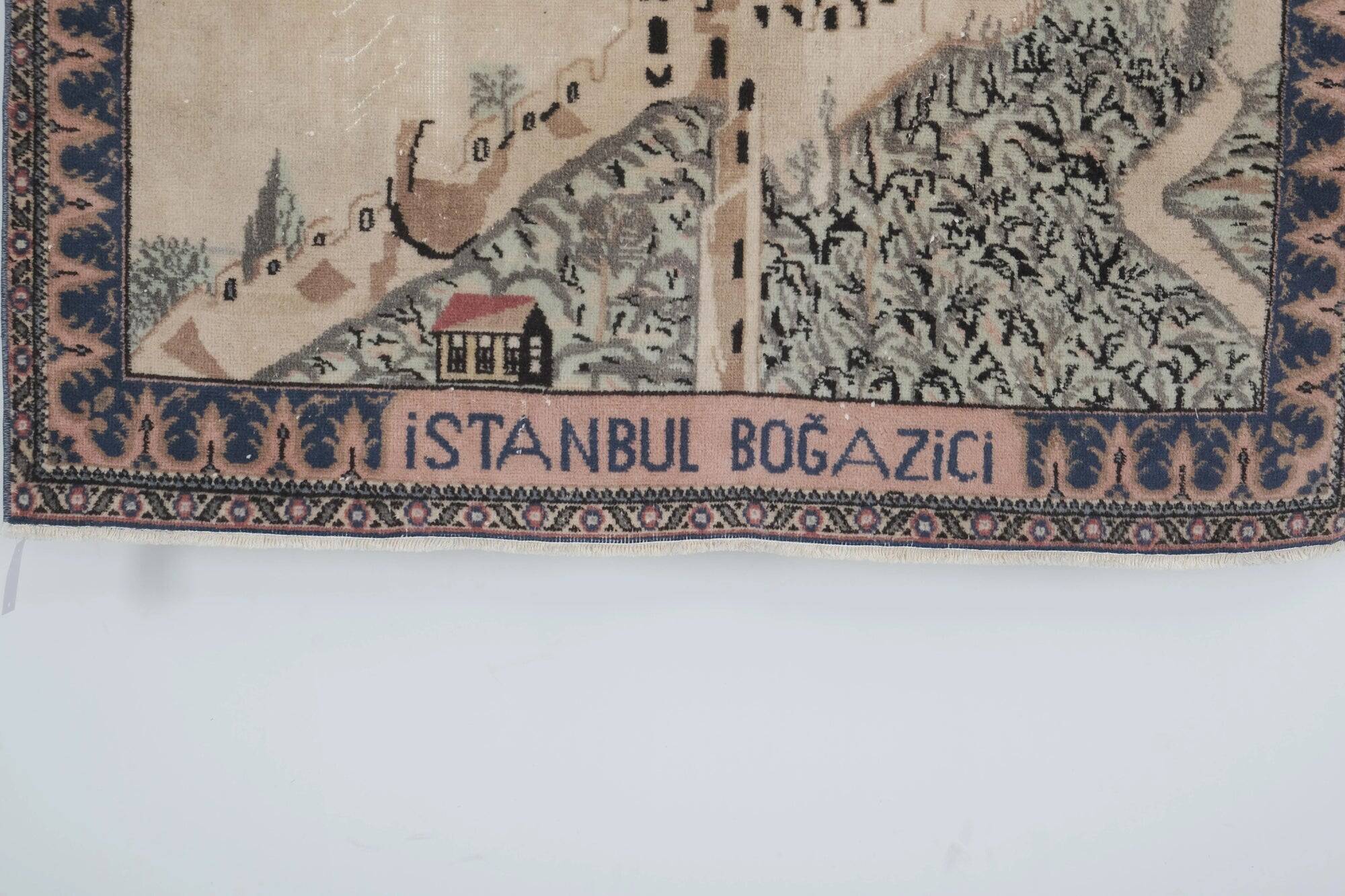Vintage handmade Turkish rug 130x155 cm