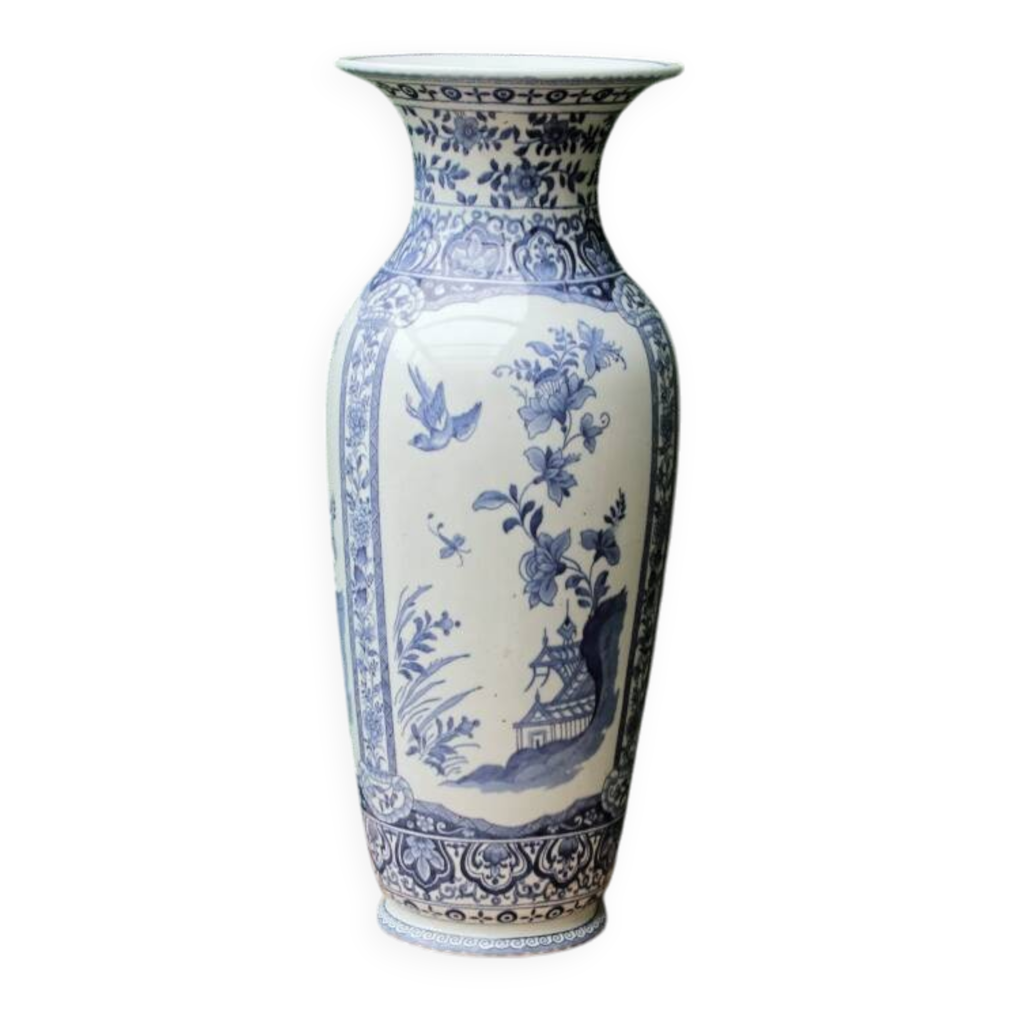 Gien baluster vase, Japanese decor
