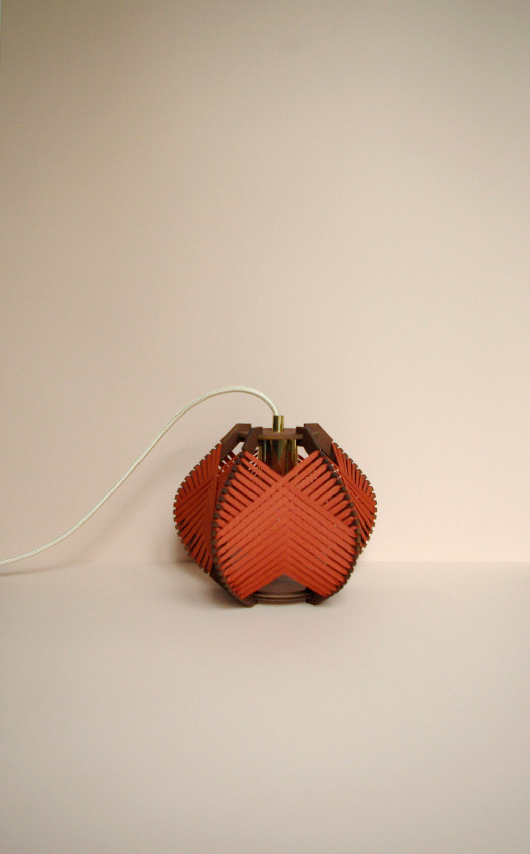 Woven brick walkman / Made in France / Made to order / to install