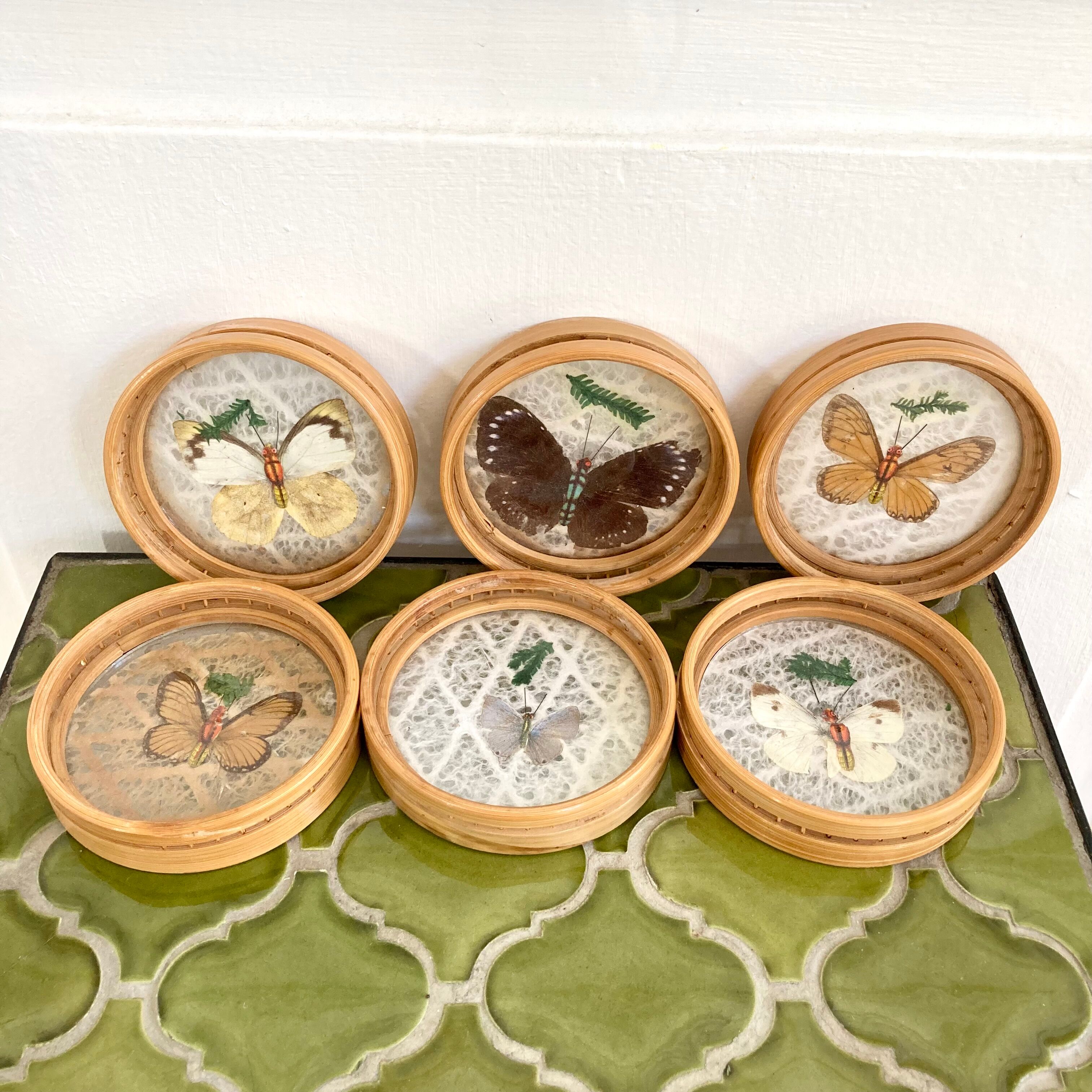 Bamboo butterfly tray and 6 vintage coasters