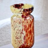 Vase en verre moucheté