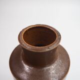 Vase marron en grès