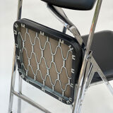 Paire de chaises pliantes en chrome et cuir italiens