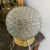 Table lamp with vintage globe