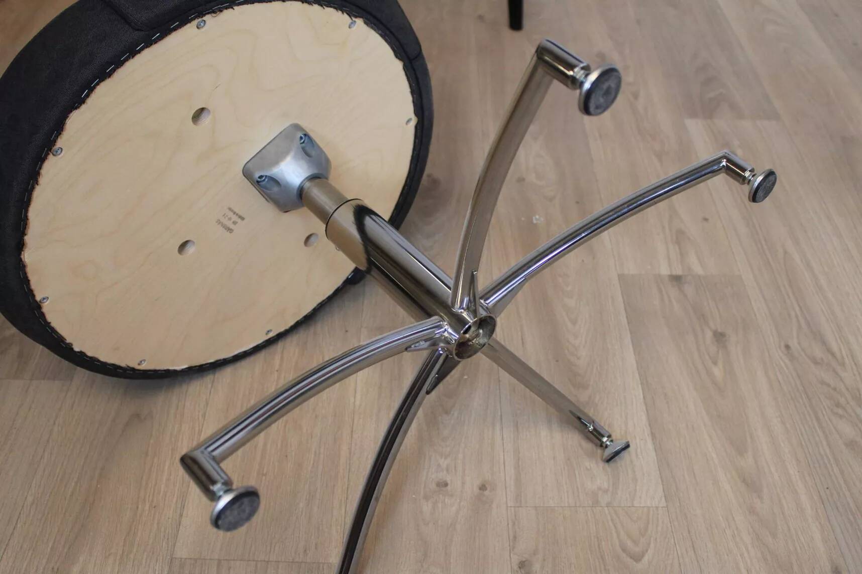 Vintage swivel armchair in gray fabric by axelson for garnas 2014 sweden