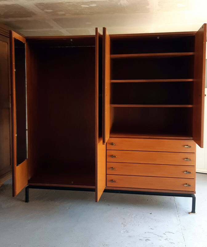 Marcel Gascoin vintage teak storage cabinet Alvéole edition, Circa 1950.