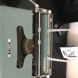 Typewriter Olivetti lettera 22