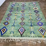 Handmade traditional carpet 250cm x 150cm Moroccan