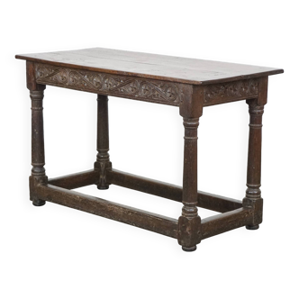 Antique English side table/hall table from the early 18th century