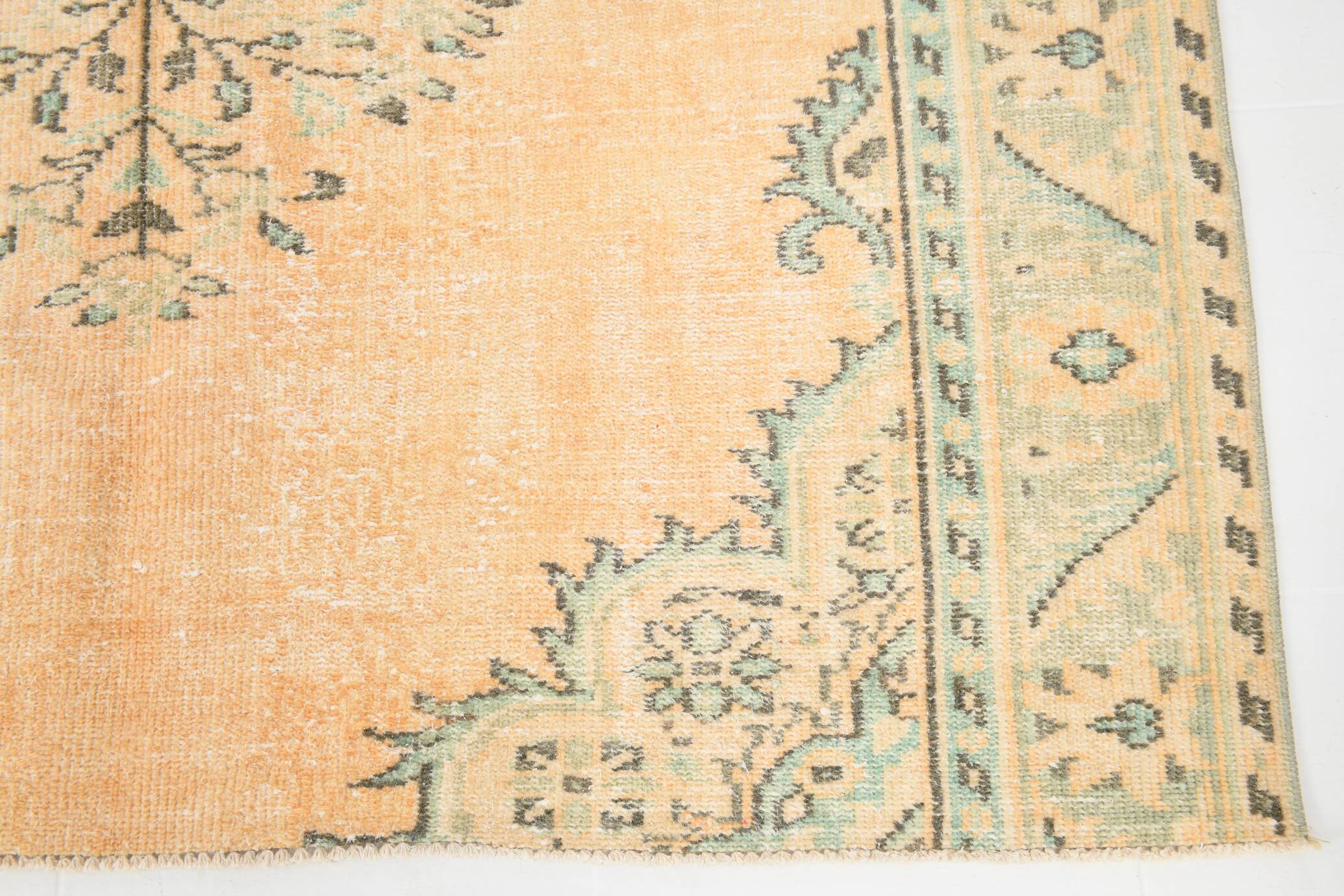 6x9 Vintage Light Yellow Oriental Vintage Rug, 180x277Cm