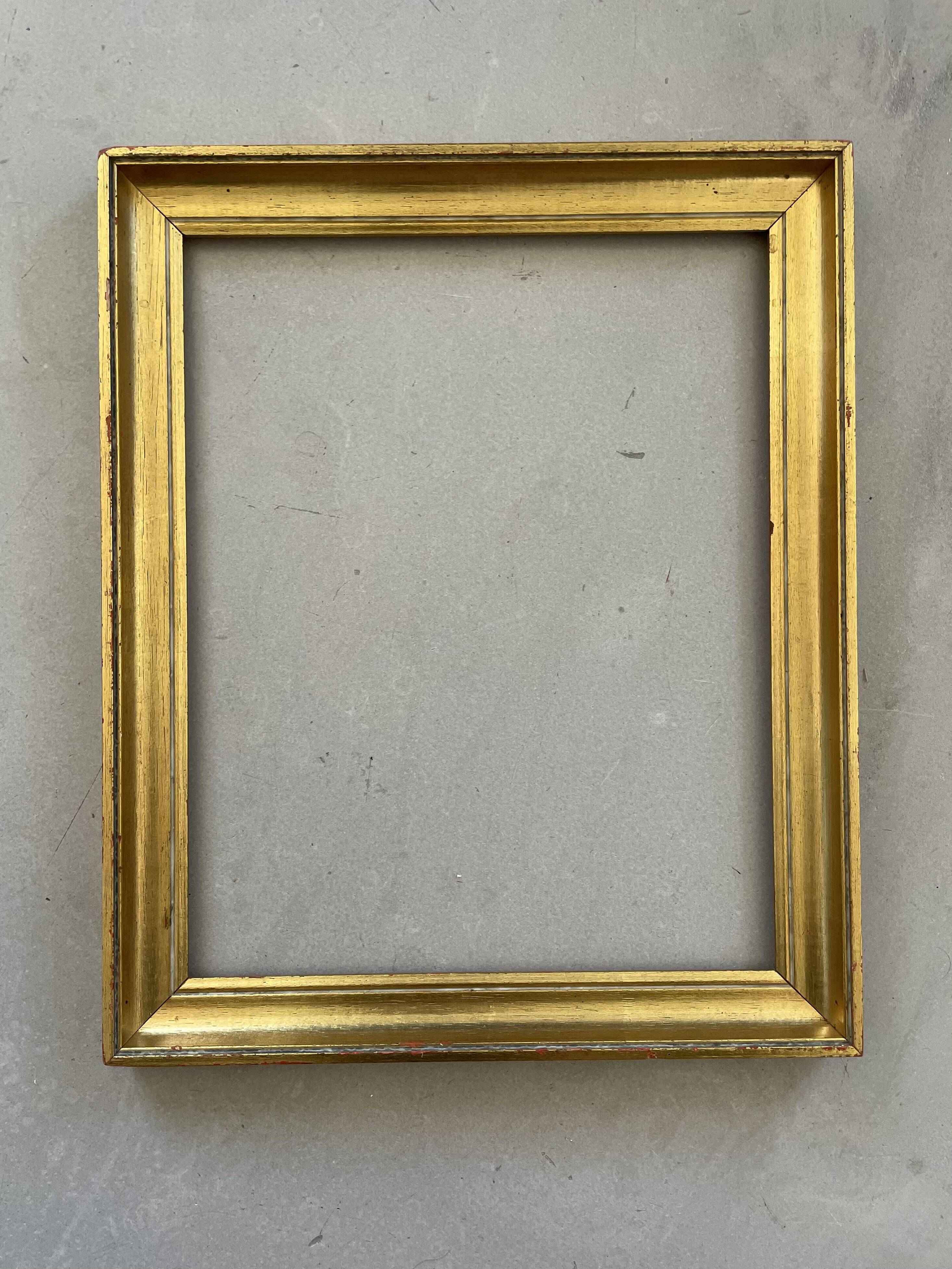 Golden frame 28x34cm