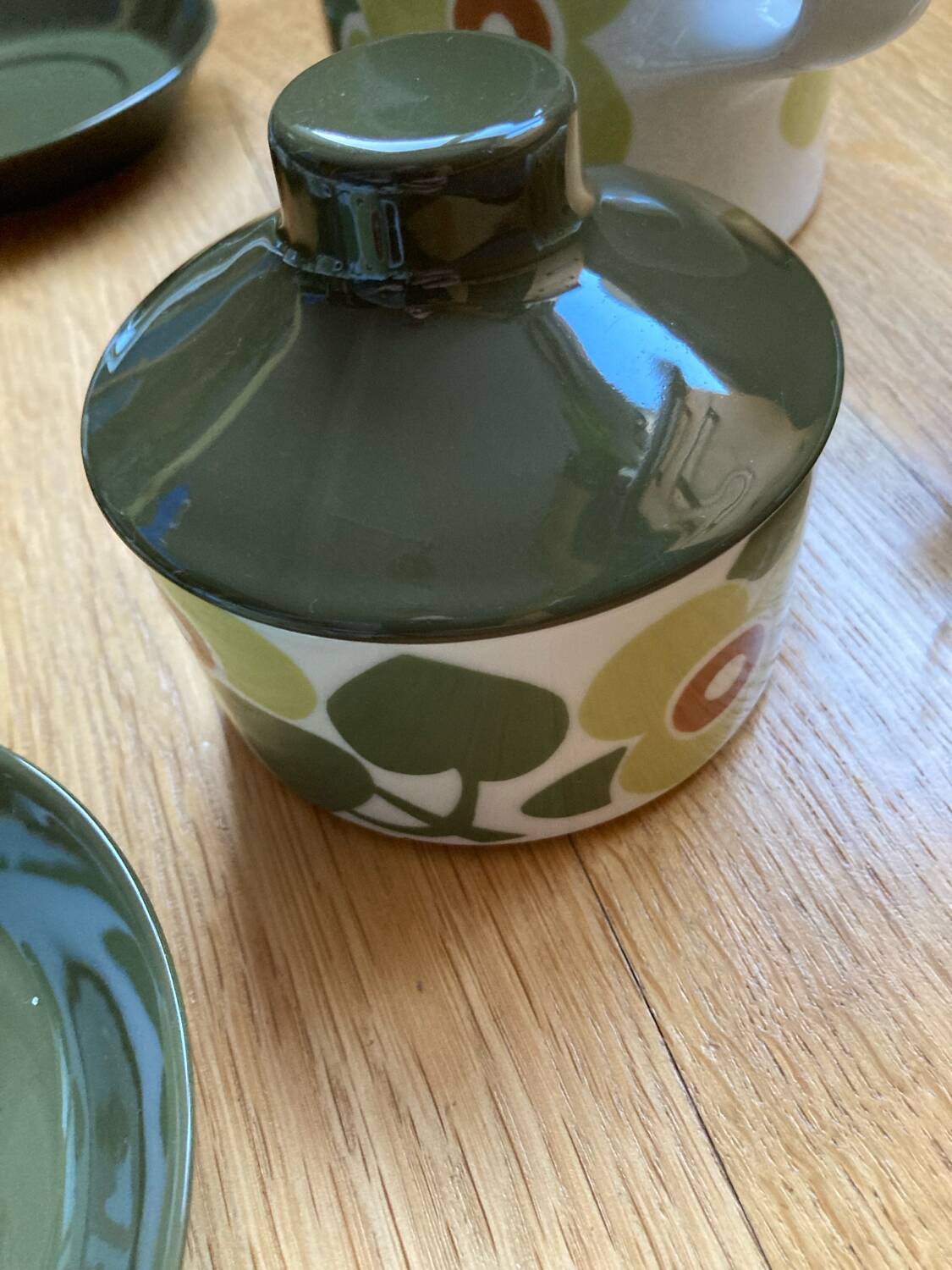 Vintage Hutschenreuther Novum Brasilia coffee set