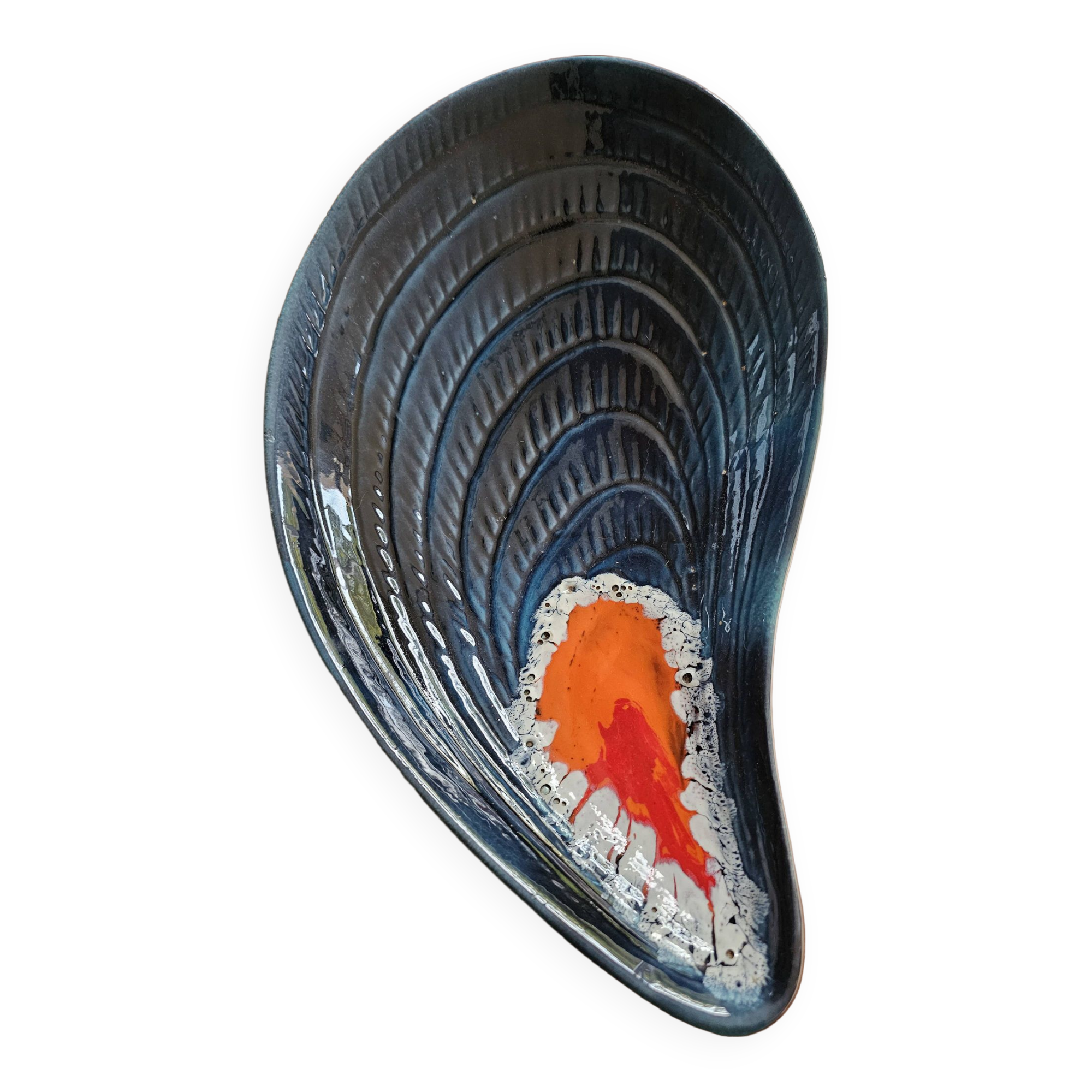 Large mussel-shaped dish, Vallauris style