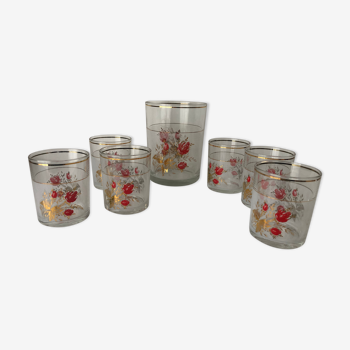 6 whisky glasses and its ice bucket