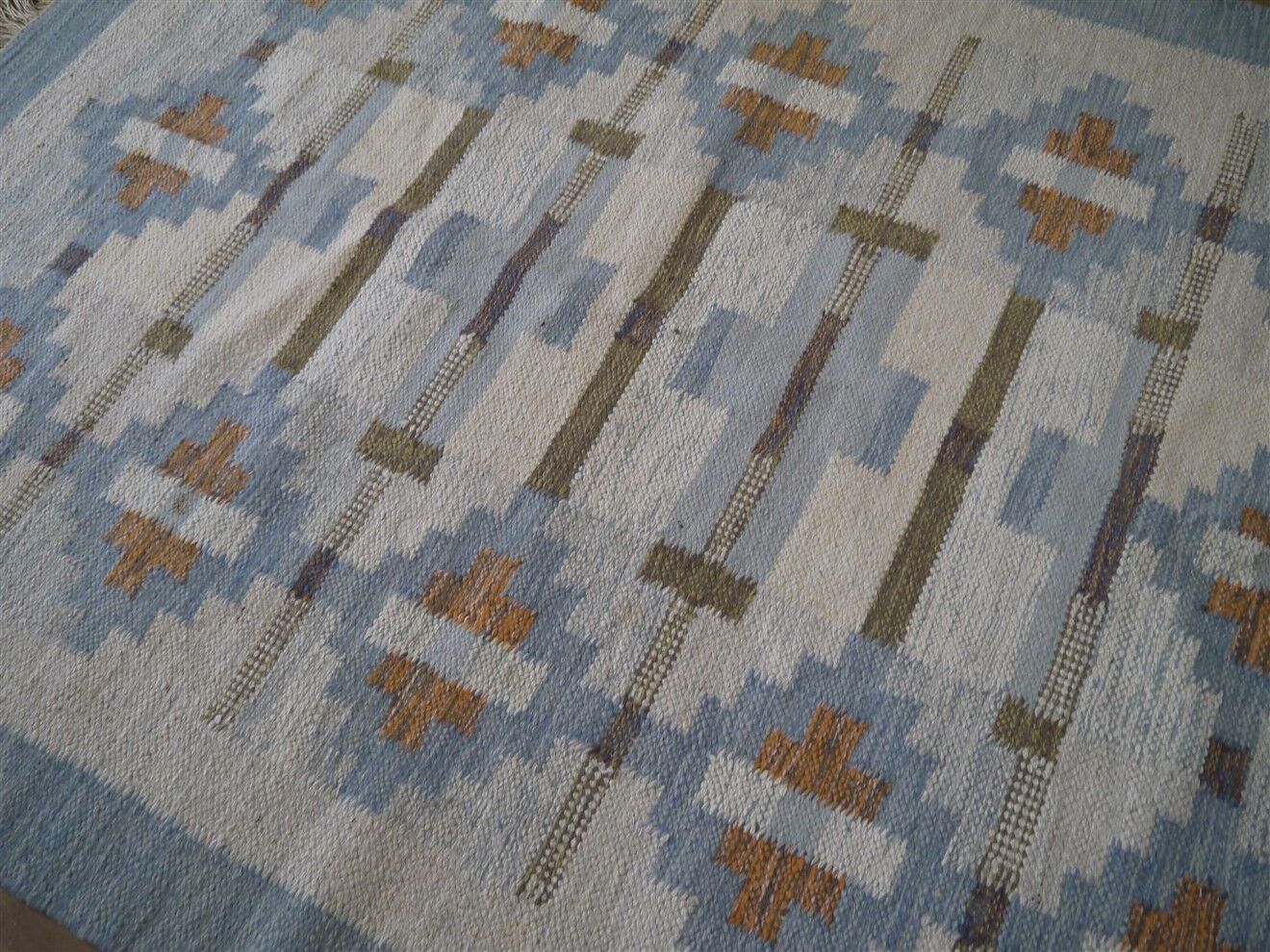 Tapis vintage "Rolakan" de Karin Jonson Suède 1960 225x151cm