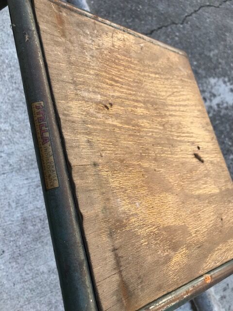 Lot 6 stackable chairs school stella tube/wood