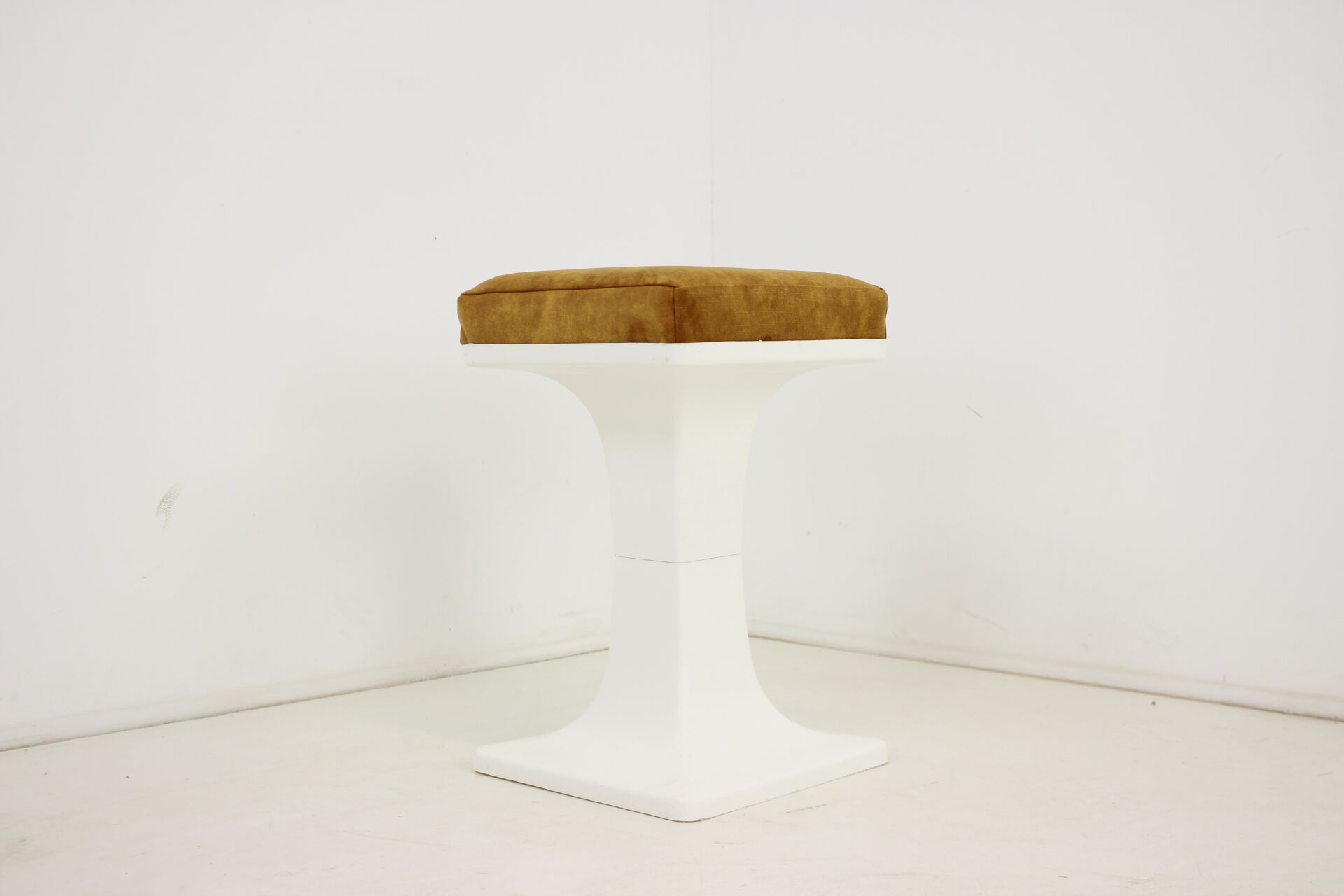 Mid-century plastic stool or footstool, 1970, hungary