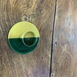Coquetier en céramique émaillée bicolore vert et jaune vintage 1950