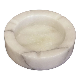 Italian ashtray in Carrara marble