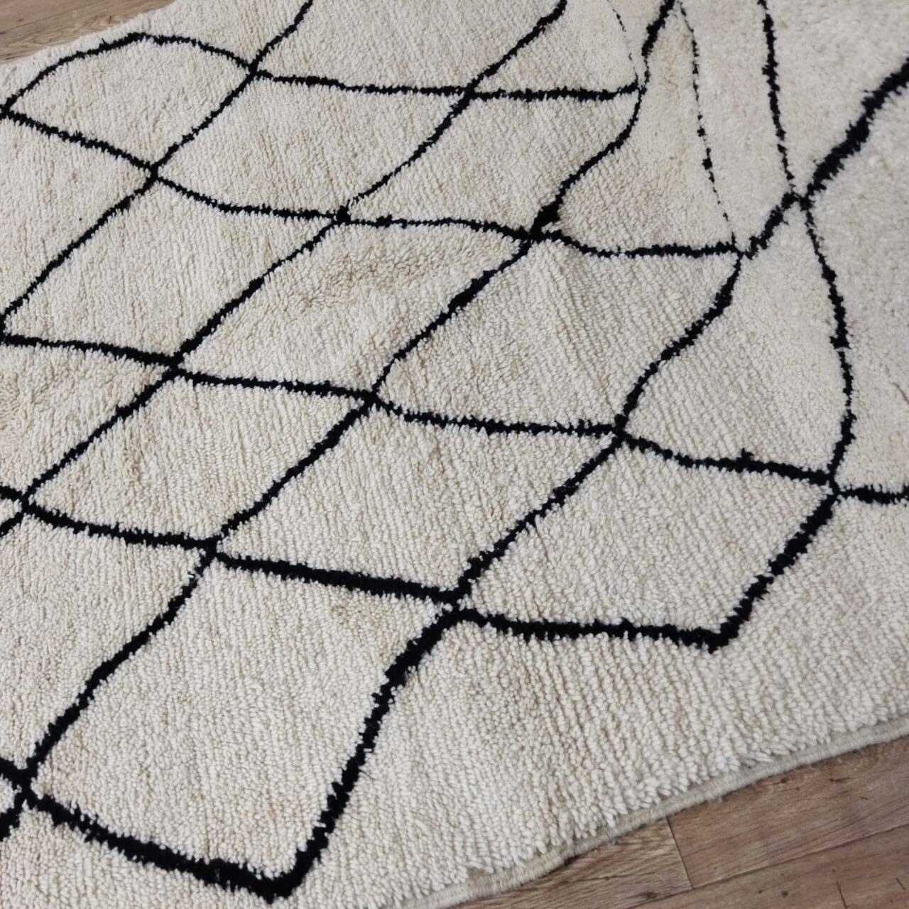 Handmade wool Berber rug 317x 184 cm