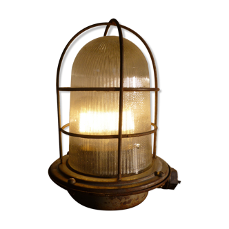 FACTORY LAMP - INDUSTRIAL DESIGN
