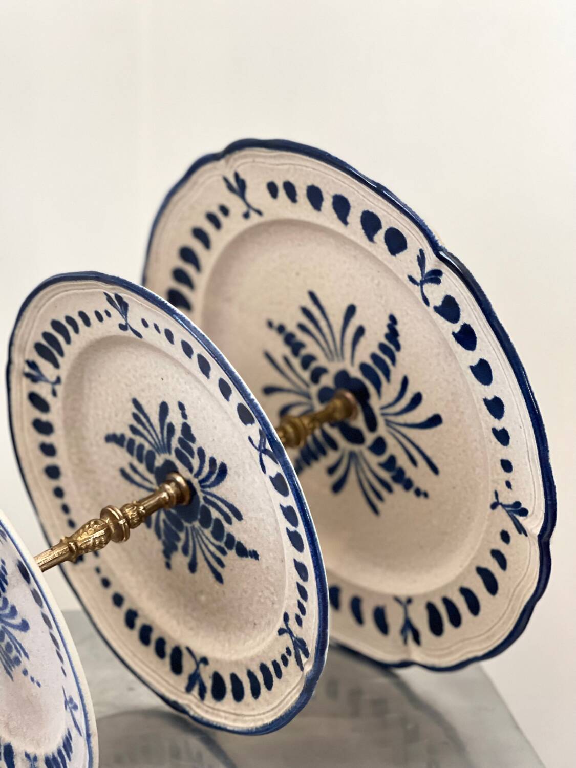 Pornic earthenware display stand.