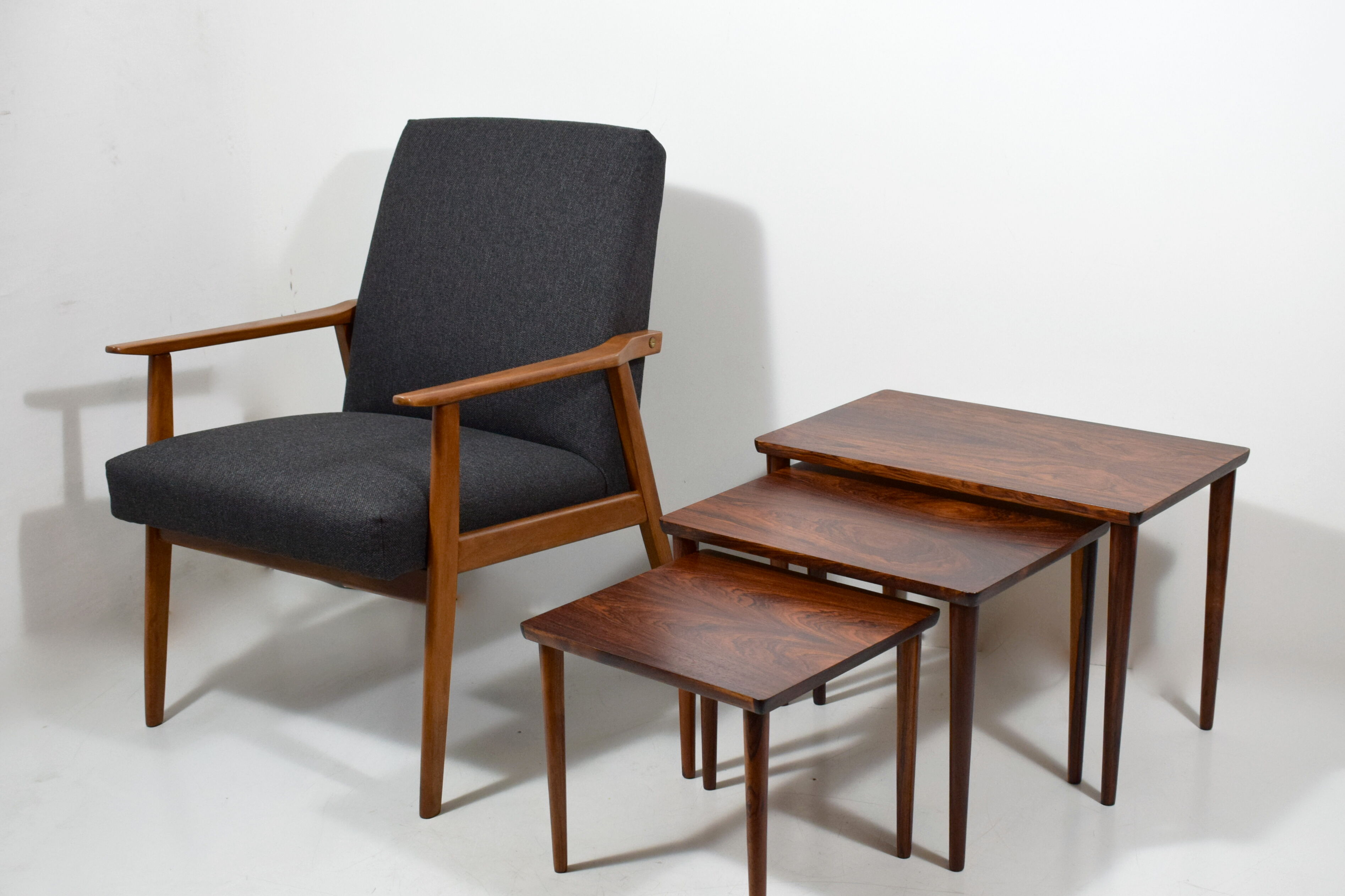 Scandinavian gigognes tables in rio rosewood, vintage