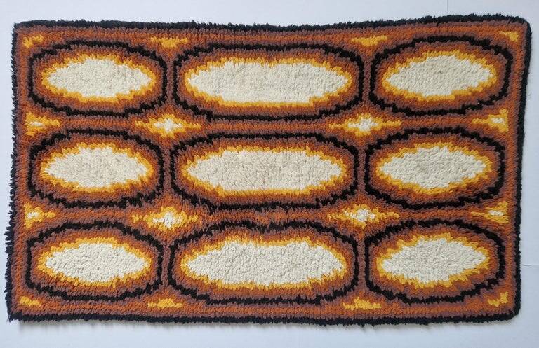 mall rug/carpet/wall tapestry from the mid-century Ege Rya, Denmark, 1970s