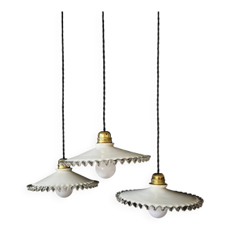 Three scalloped opaline brass suspensions